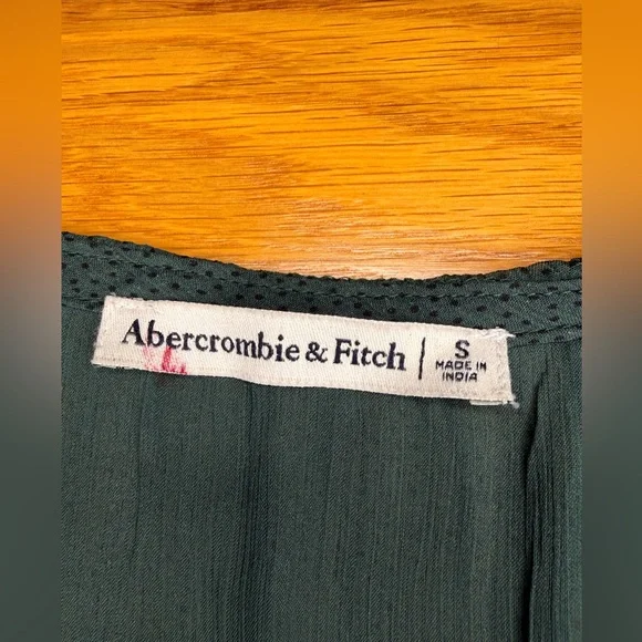 Abercrombie & Fitch Green Smocked Waist Blouse | Puff Sleeve V-Neck Top S - Picture 9 of 9